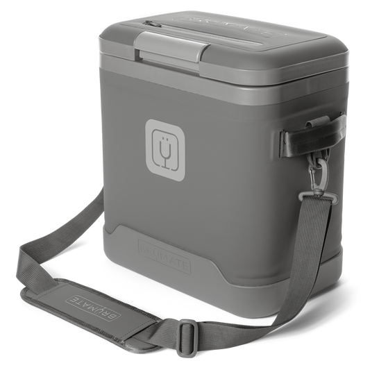 magpack-18-can-a1 magpack_18_graphite_front_strap.png